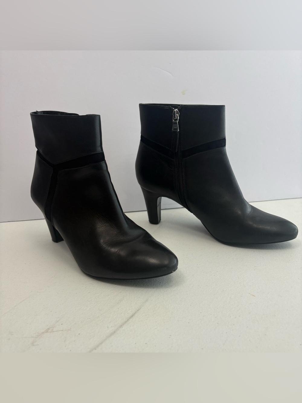 Lauren Ralph Lauren Women's Sade Burnished Leather Bootie Black 8.5 B